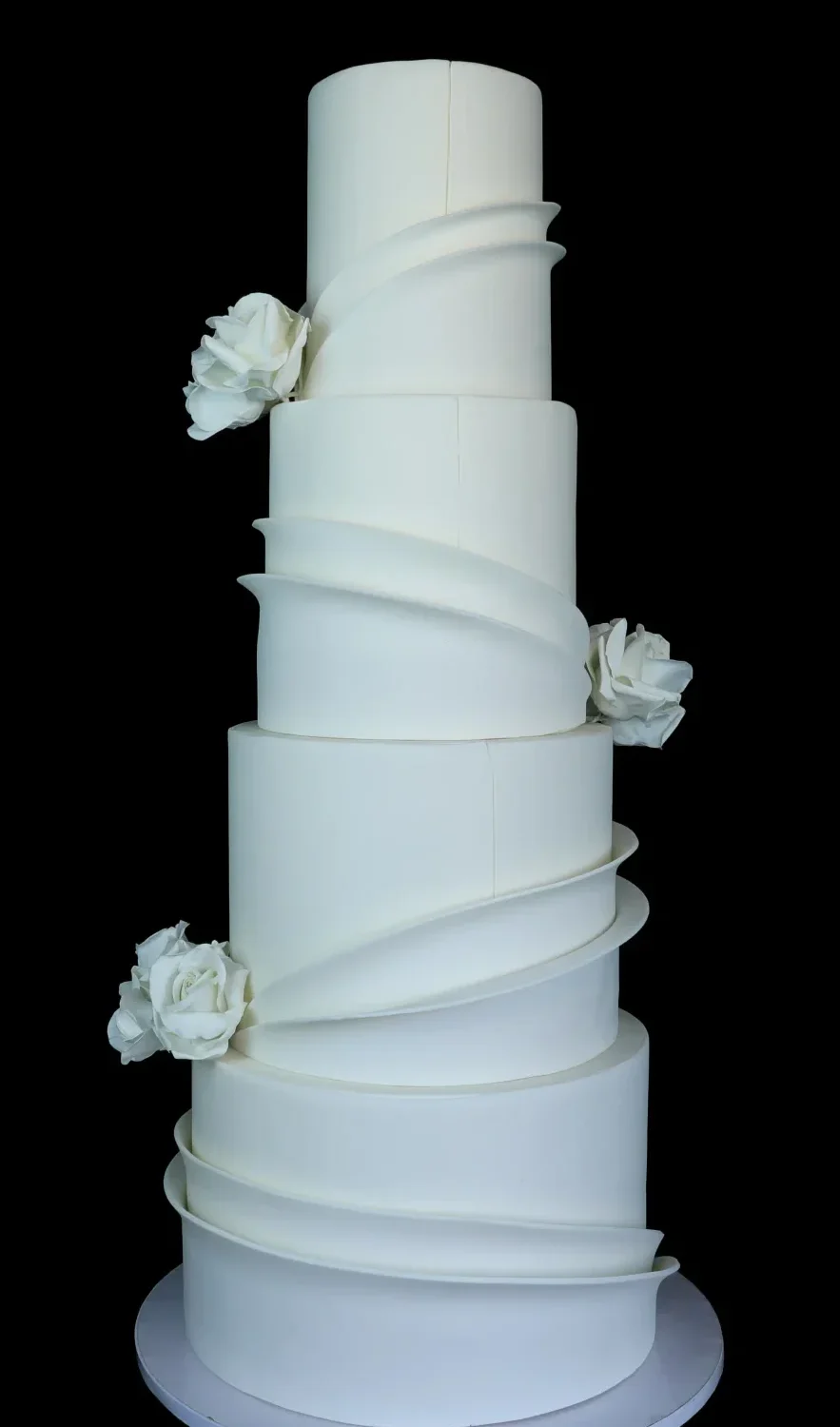 cakes with black background_HPB2